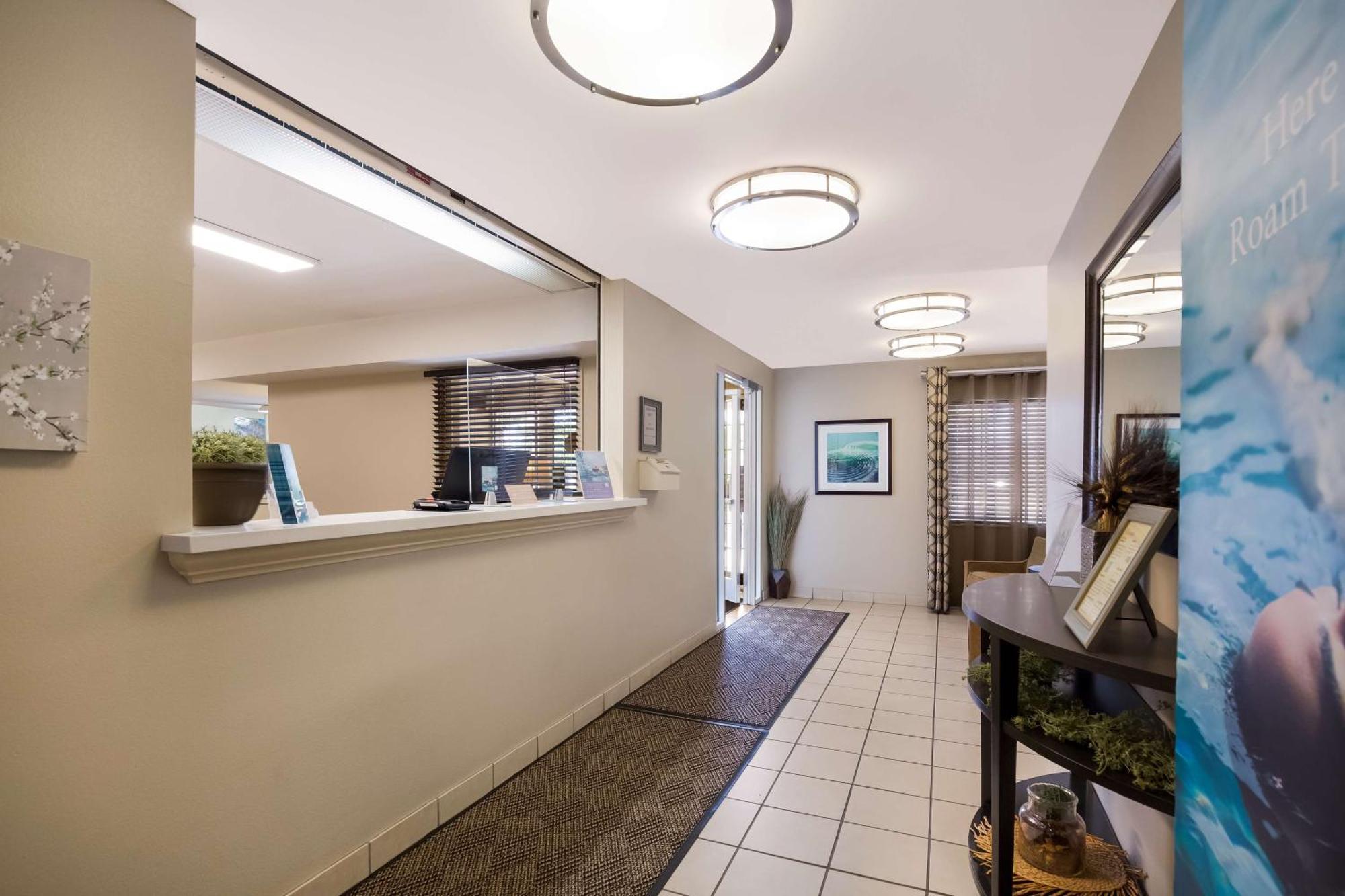 Sonesta Simply Suites Denver West Federal Center Lakewood Bagian luar foto